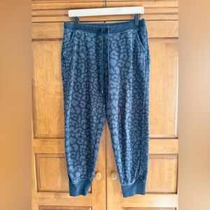 Nike Dri-Fit Leopard Print Joggers Size Medium
